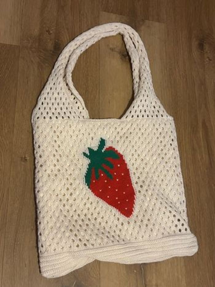 Sac a motif fraise 🍓 - photo numéro 3