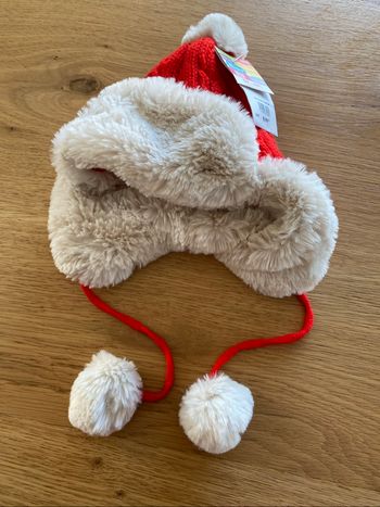 Bonnet neuf 18/24  mois