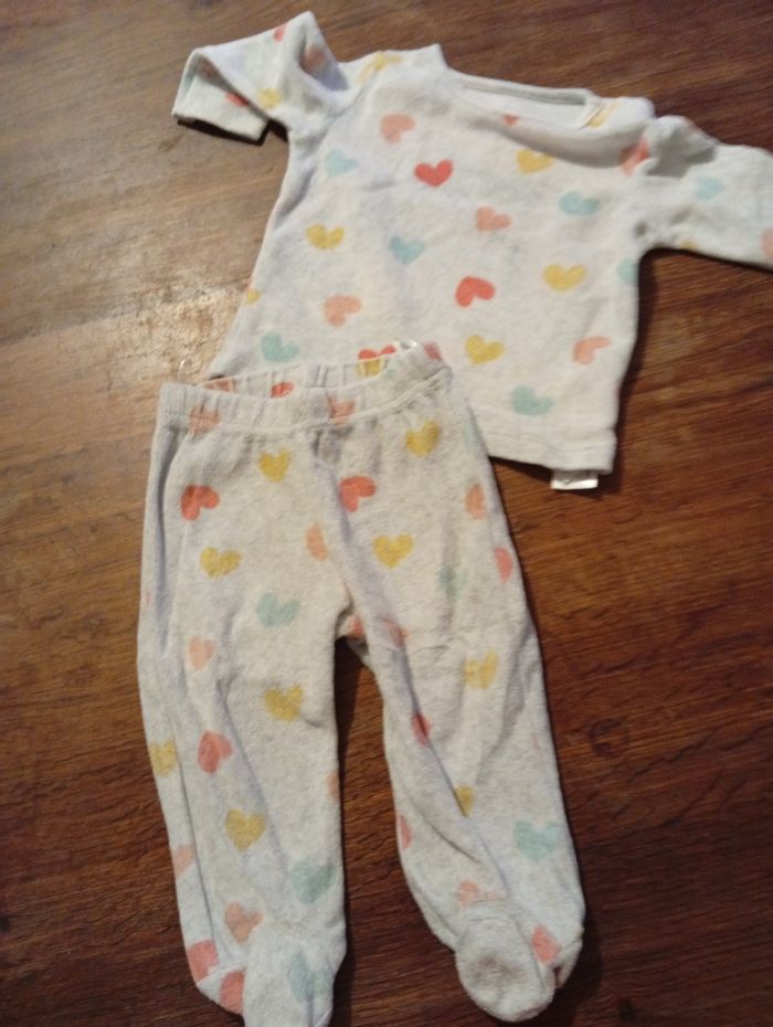 Pyjama taille 6 mois