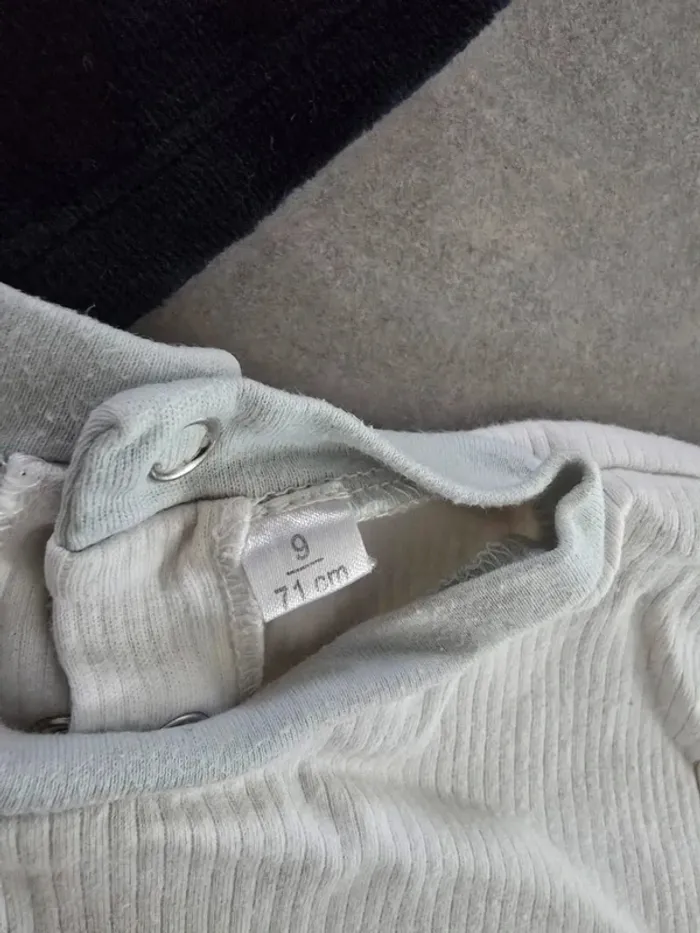 Lot de 3 pyjamas 9 mois - photo numéro 2