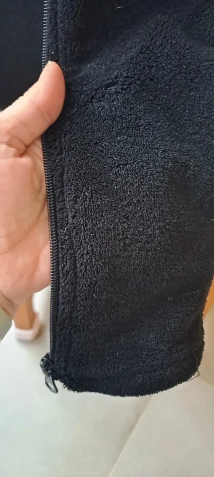 Veste polaire noire - photo numéro 3