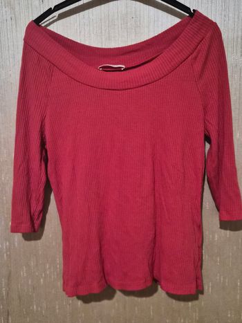 Top rouge Camaïeu en taille S/M.