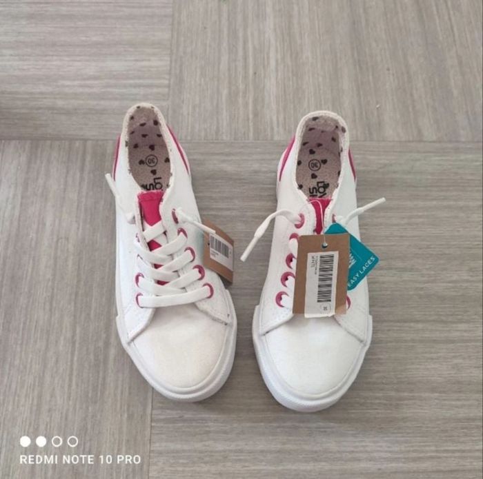 Chaussure en toile