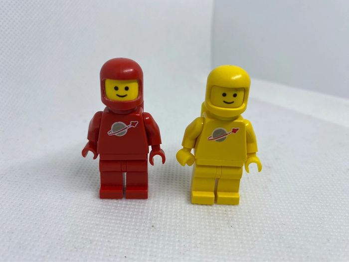 Lot de 13 minifigurines classic Space espace Futuron ancien astronaute blacktron - photo numéro 5