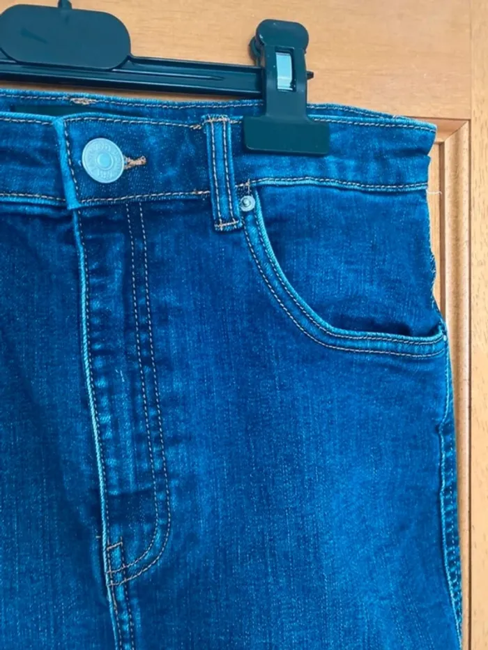 jupe en jean brut droite moulante zara taille 38 - photo numéro 2