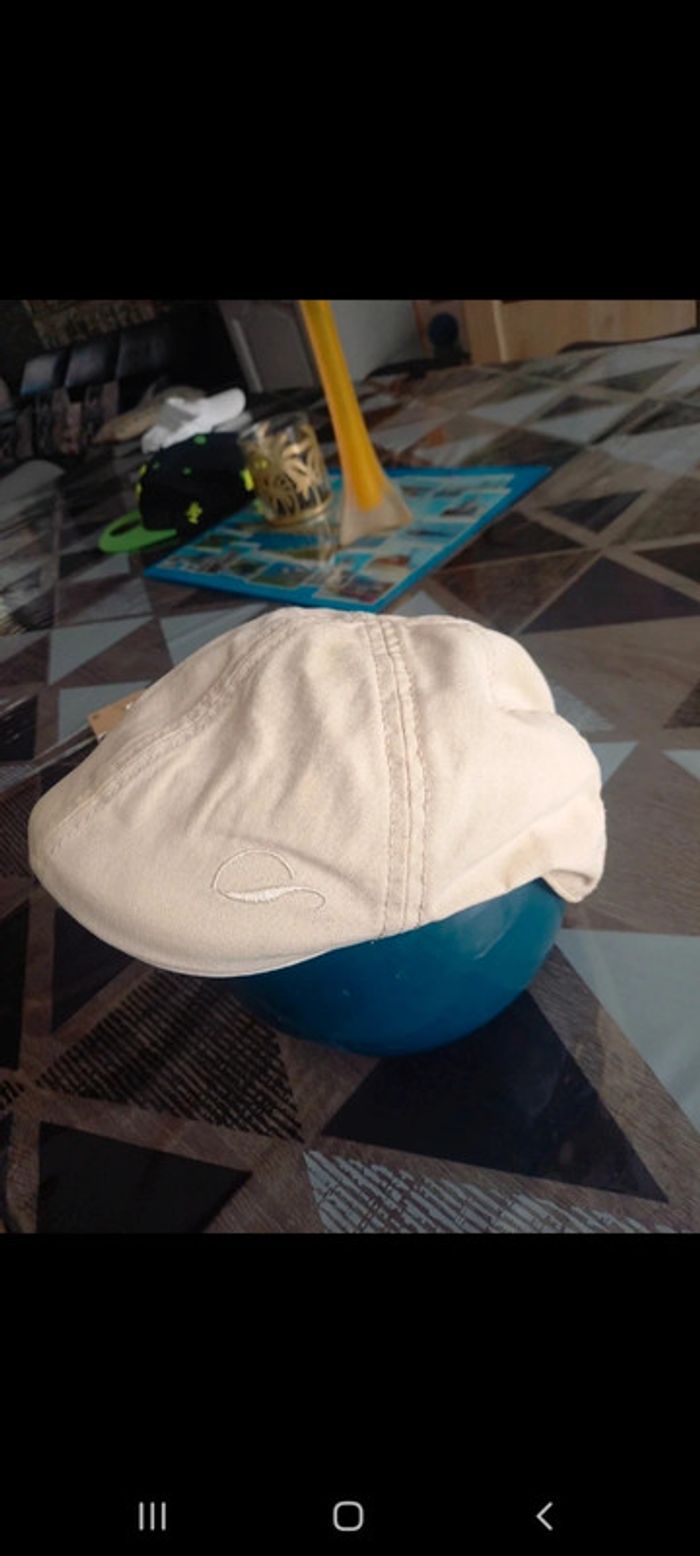 Béret S