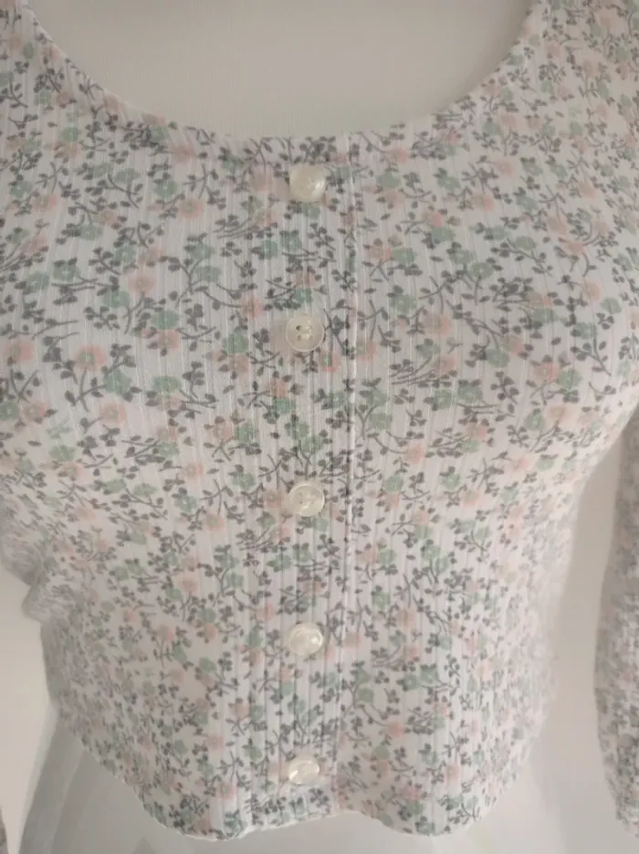 Haut court crop top fleuri blanc manches trois quart T.M Jennyfer - photo numéro 2