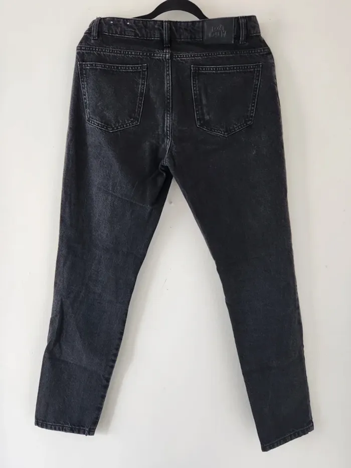 🖤 Jean Mom Noir - Don't Call Me Jennyfer - Taille 38 FR / 29 US - photo numéro 4