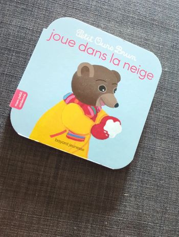 Livre petit ours brun