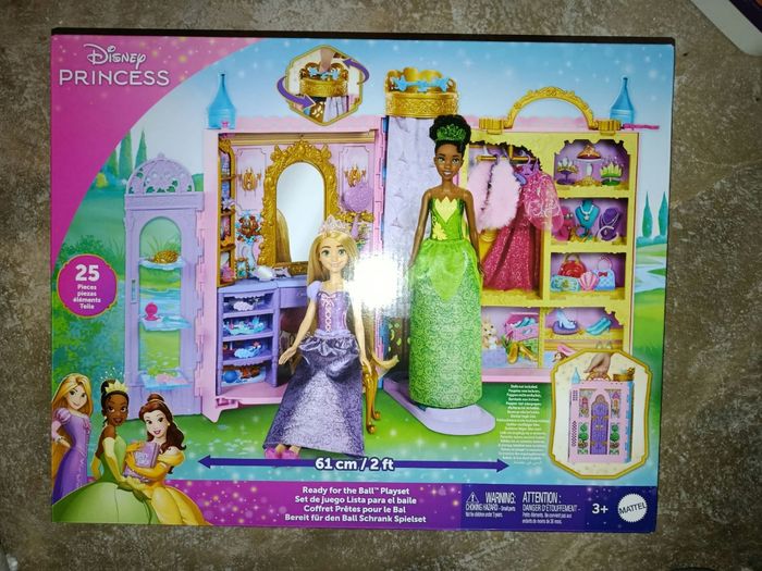 Dressing transportable Disney princesses pour poupées - photo numéro 1