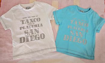 2 T shirts u collection  3 ans