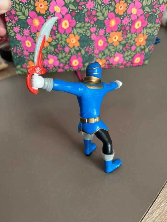 Figurine Power Rangers bleu 2014 - photo numéro 2
