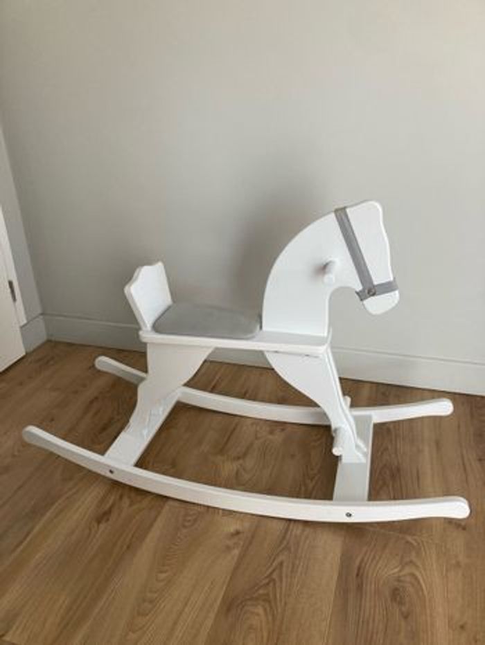 Cheval à bascule Jacadi - photo numéro 4