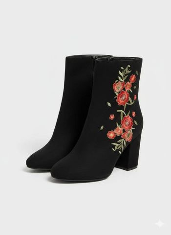 Bottines à Talons ÉRAM Noires Brodées – Fleurs Rouges – Pointure 35 – État Neuf