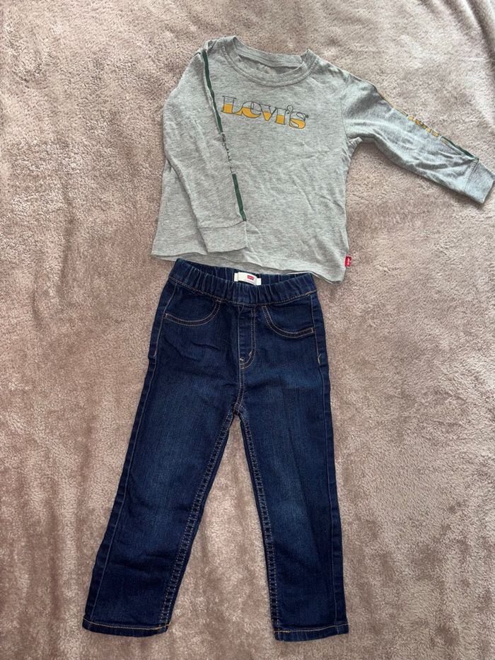 Ensemble Tchirt manches longues + jean LEVI’S