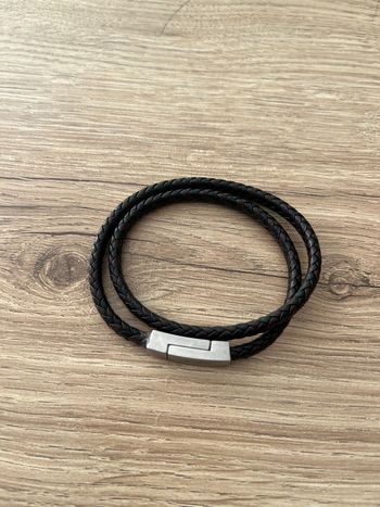 Double bracelet en cuir uS polo assn très bon état