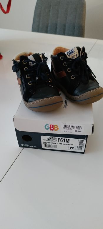 Chaussure GBB garçon taille 22