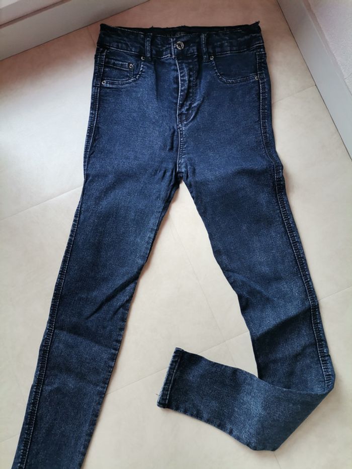 jeans foncé