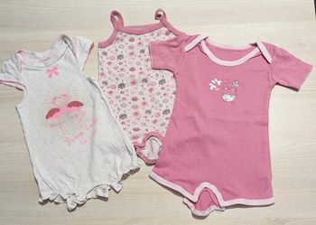 Lot de combishort bébé fille