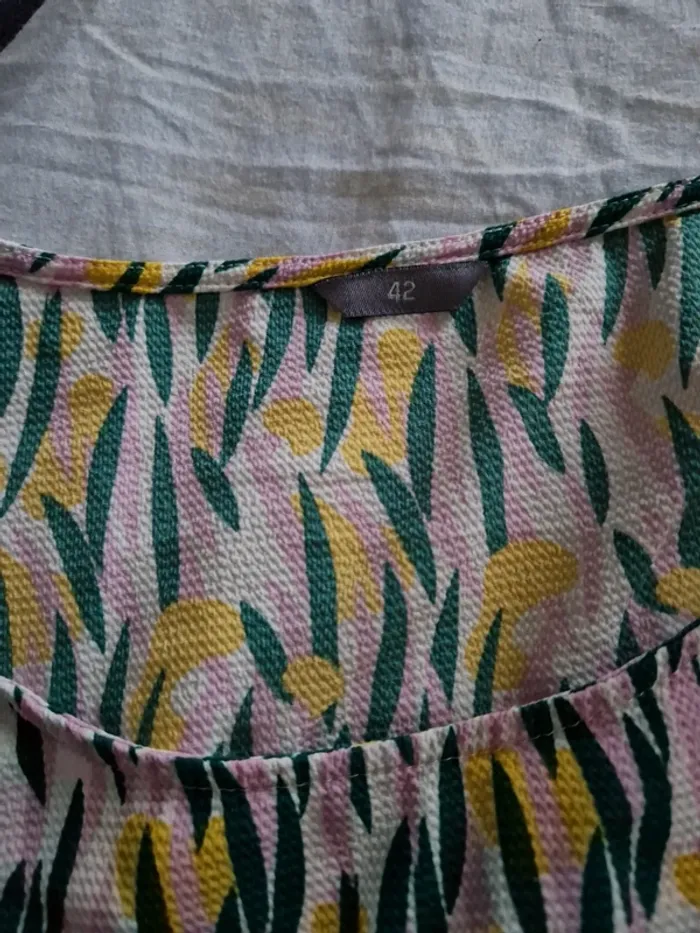 Haut taille 42 - photo numéro 2