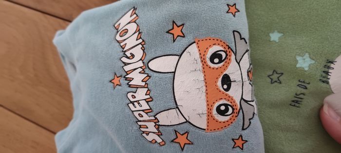 Lot pijamas 12 mois - photo numéro 2