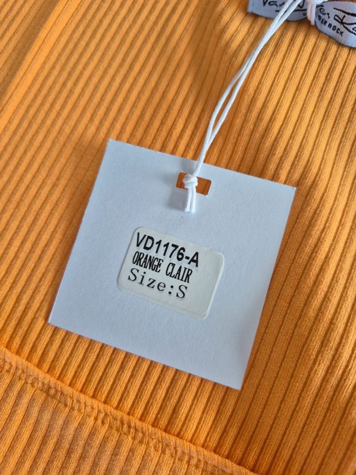 Lot de 2 Tops Manches Courtes Taille S/36 - photo numéro 2