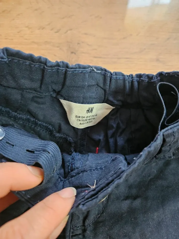 Lot de 4 short chino h&m 104 cm - photo numéro 10