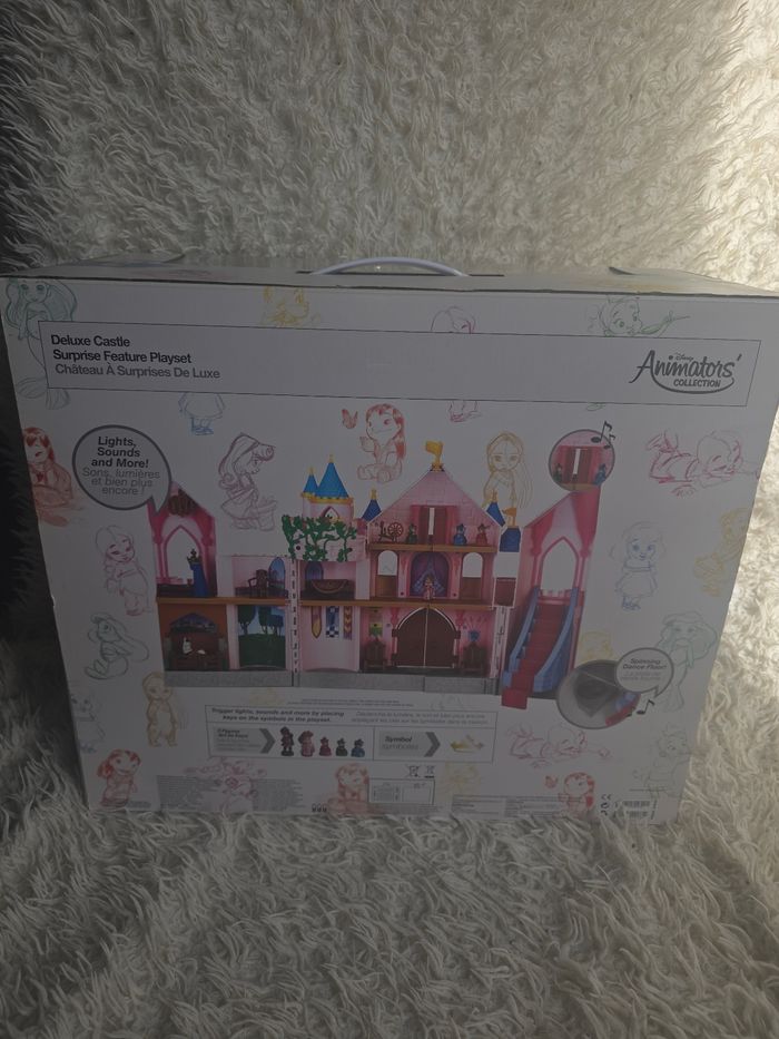 Chateau disney little animator princesse Aurore de luxe disneyland paris - photo numéro 5