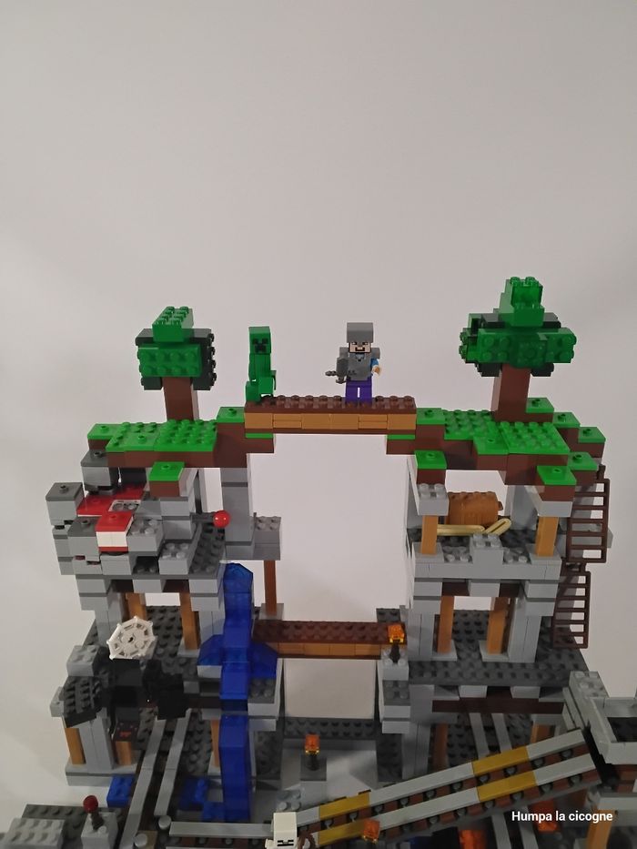 Lego Minecraft 21118 (M402) - photo numéro 5