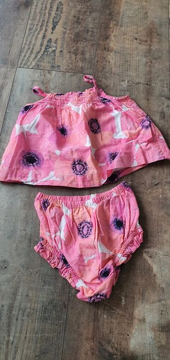 Ensemble gap 12 18 mois en très bon état