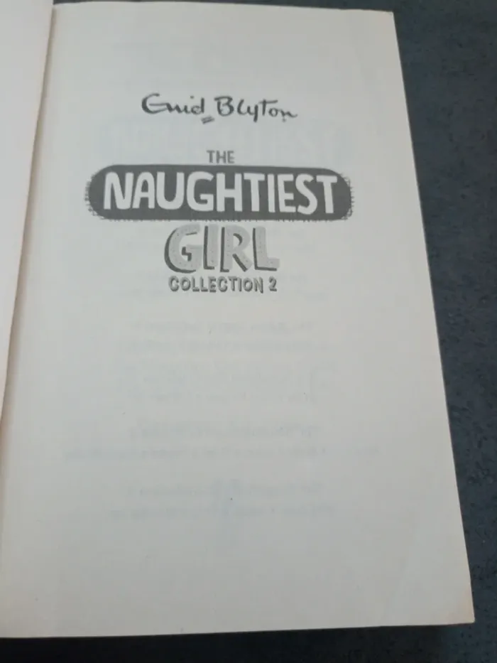 The naughtiest girl - photo numéro 3