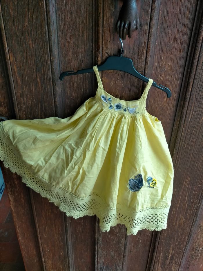 Très belle robe Catimini 2 ans - photo numéro 1