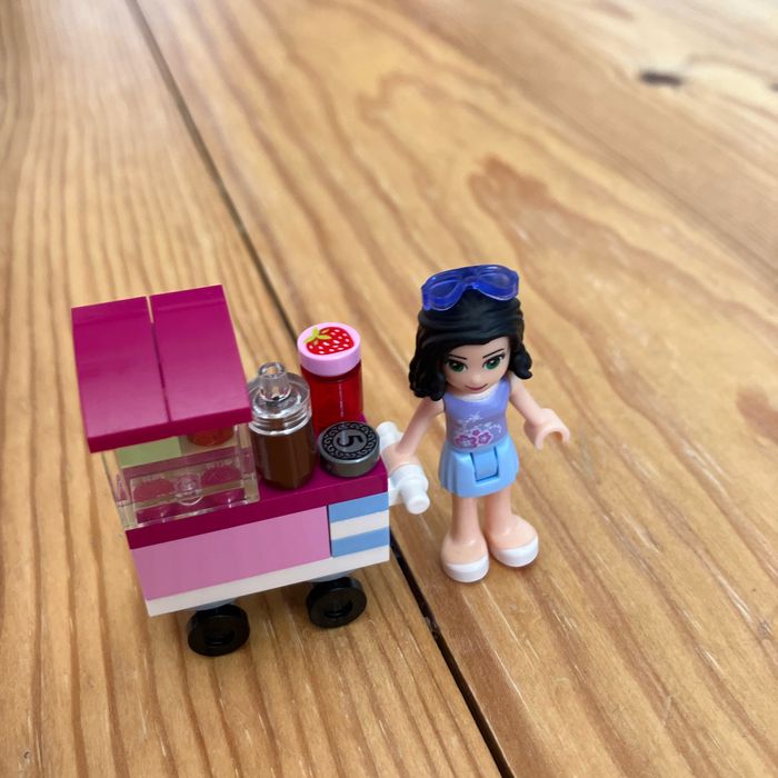 Lot lego friends Olivia et Emma - photo numéro 2