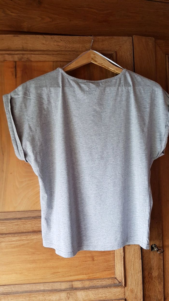 Tee-shirt - photo numéro 2