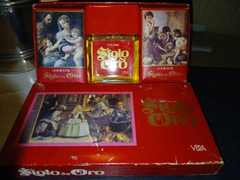 Coffrer. Savon eau de cologne neuf