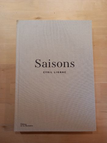 Livre de recettes  Saisons par Cyril Lignac