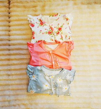 Lot de 3 pyjamas 1 mois ouverture devant comme neufs légers vintage