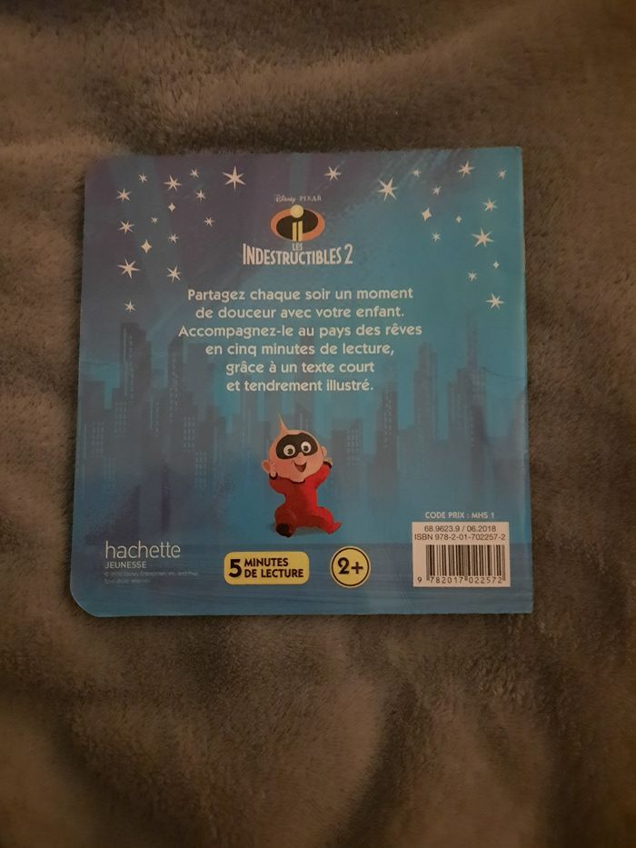 Livre: Mon histoire du soir _ Les indestructibles 2 - photo numéro 2