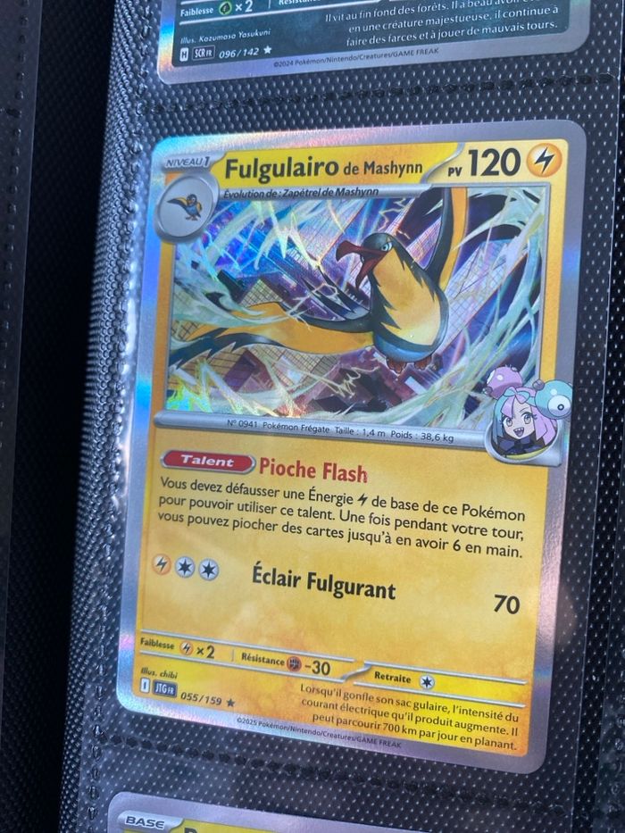 Carte Pokémon holographique neuf