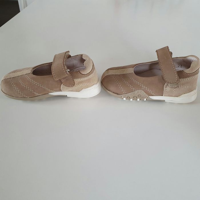 Chaussures fille neuves - photo numéro 4