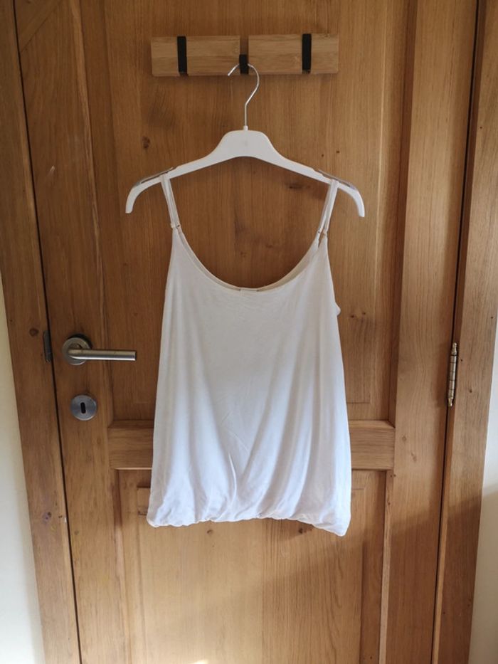 Débardeur à bretelles réglables en blanc Items Vero Moda M