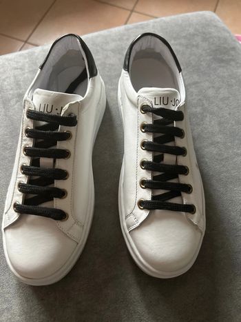 Baskets blanches et noires Liu Jo