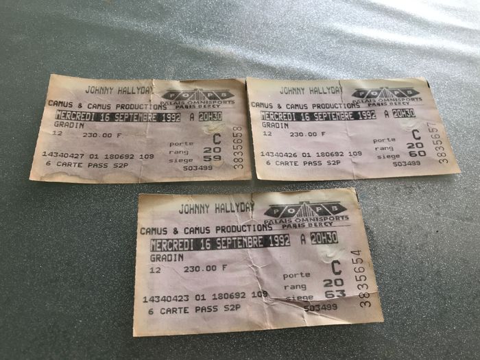 Anciennes places concert de Johnny