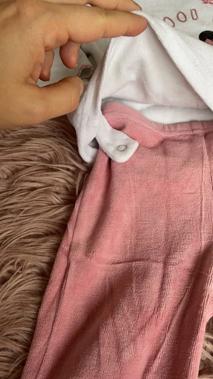 Pyjama 2 pièces Minnie 12 mois - photo numéro 3