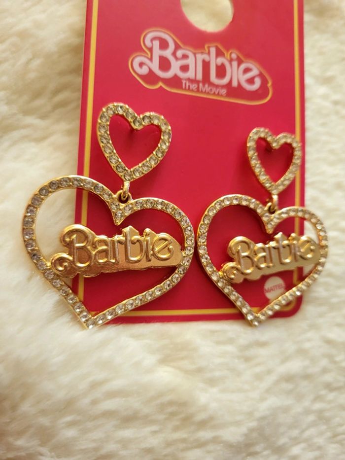Boucles d'oreilles Barbie - photo numéro 2