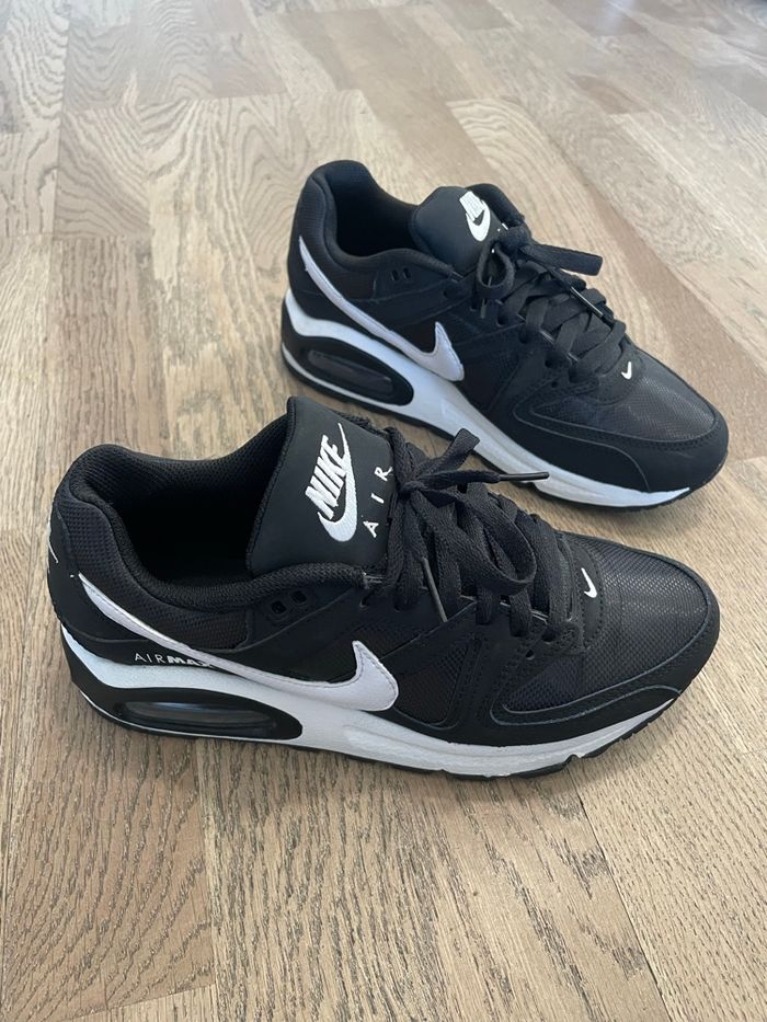 Basket femme 38 Nike air max neuve - photo numéro 3