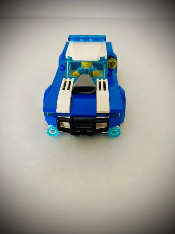 LEGO City 60312 - La Voiture de Police - Complet avec Boîte et Notice - photo numéro 2