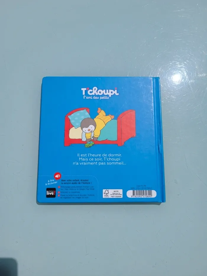 Livre T'choupi : à lire et à écouter, tome 39 : T'choupi ne veut pas se coucher (82) - photo numéro 4