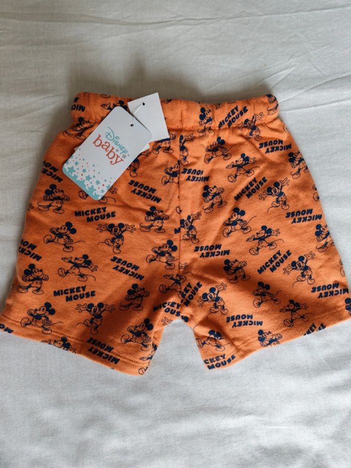 Short Mickey taille 2 ans neuf - photo numéro 6