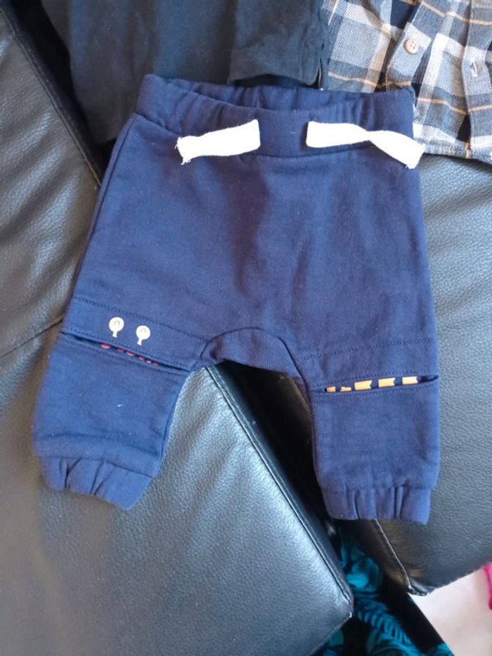 Lot vêtements 3 mois - photo numéro 3